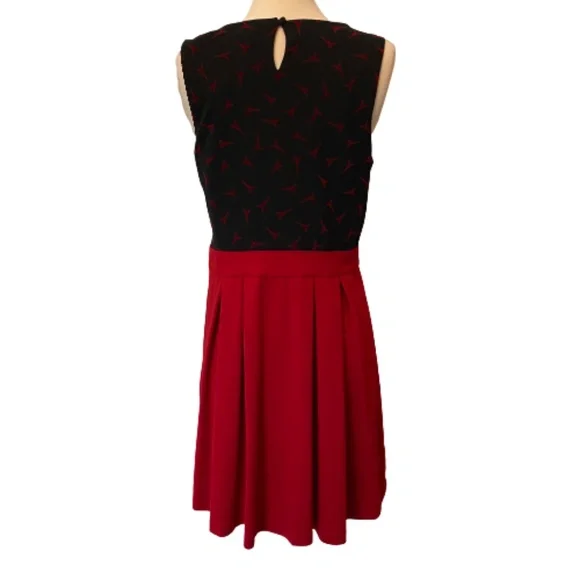 ELLE Dress Eiffel Tower Paris Pleated Ponte Knit Sleeveless Black Red Size 10 - Picture 5 of 13